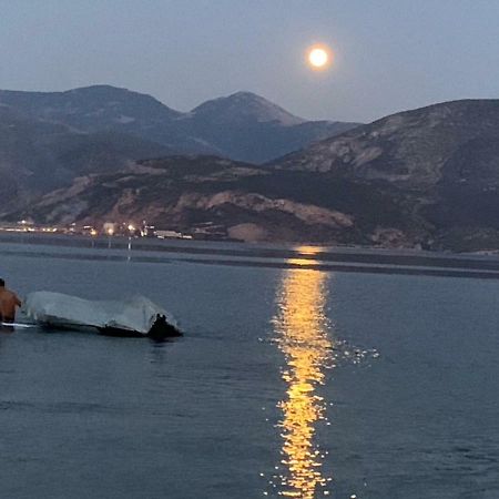 Porto Arimar Hotel Antikyra Eksteriør billede